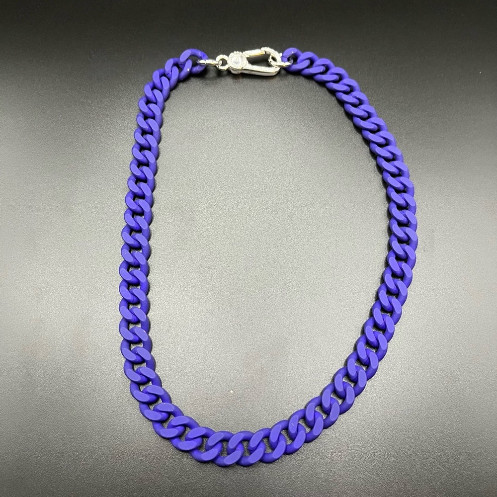 Marc Jacob’s Purple Chain